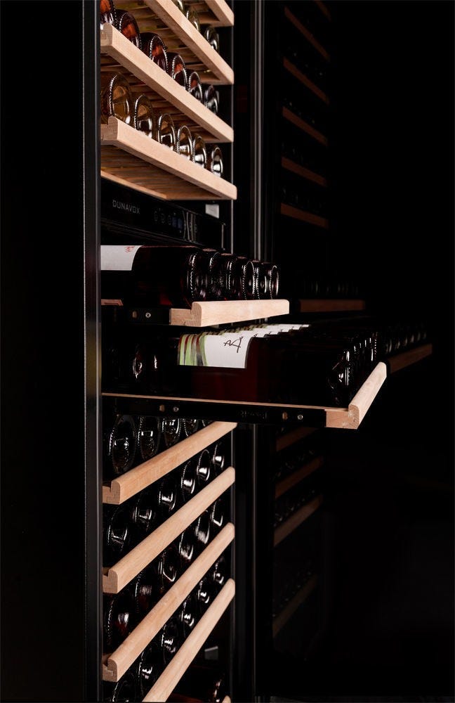 Dunavox 166.428DBK Grande-166 Cantina vino cm. 59 - 166 bottiglie - vetro nero