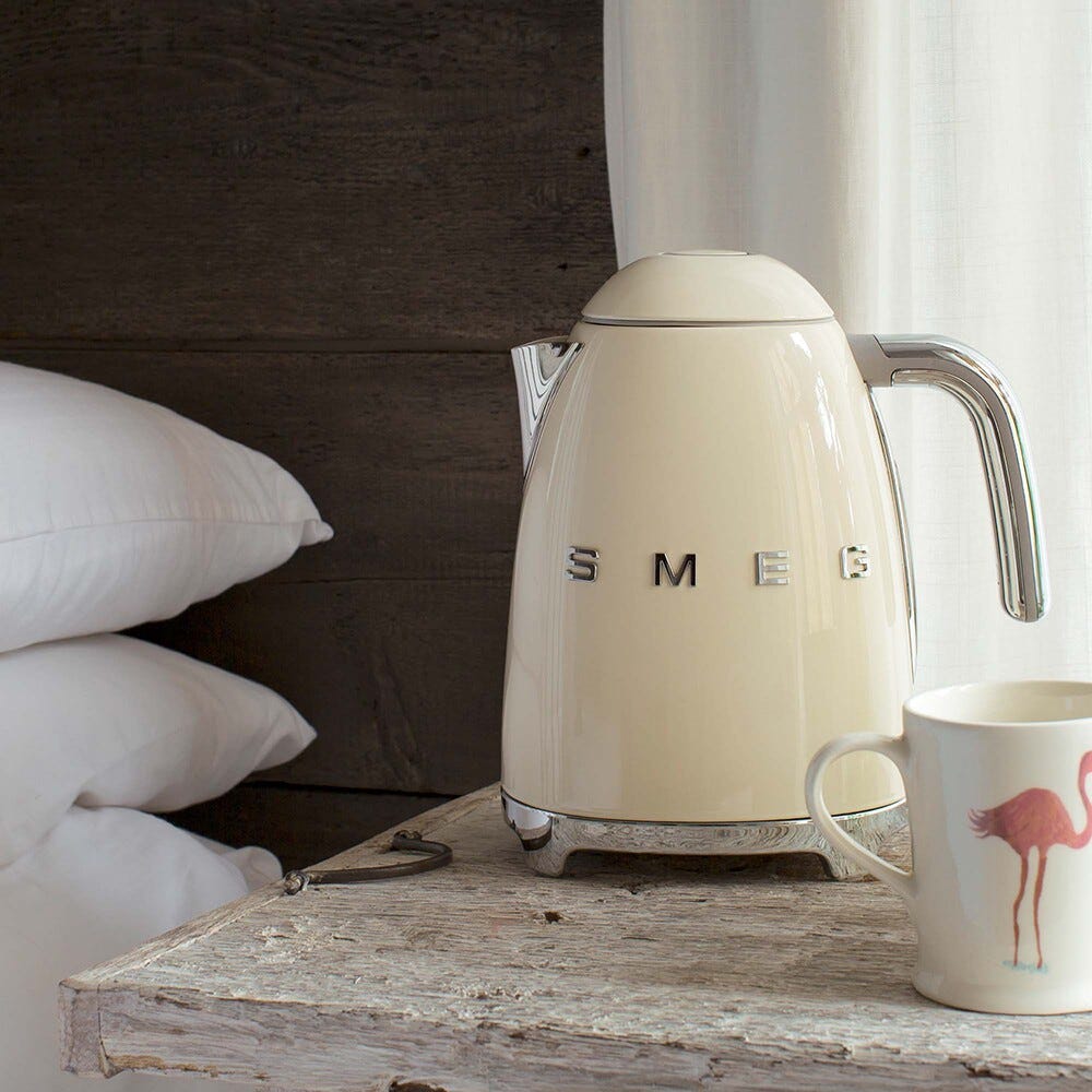 Smeg Selection KLF03CREU 50's Style Bollitore elettrico Standard - panna Lucido