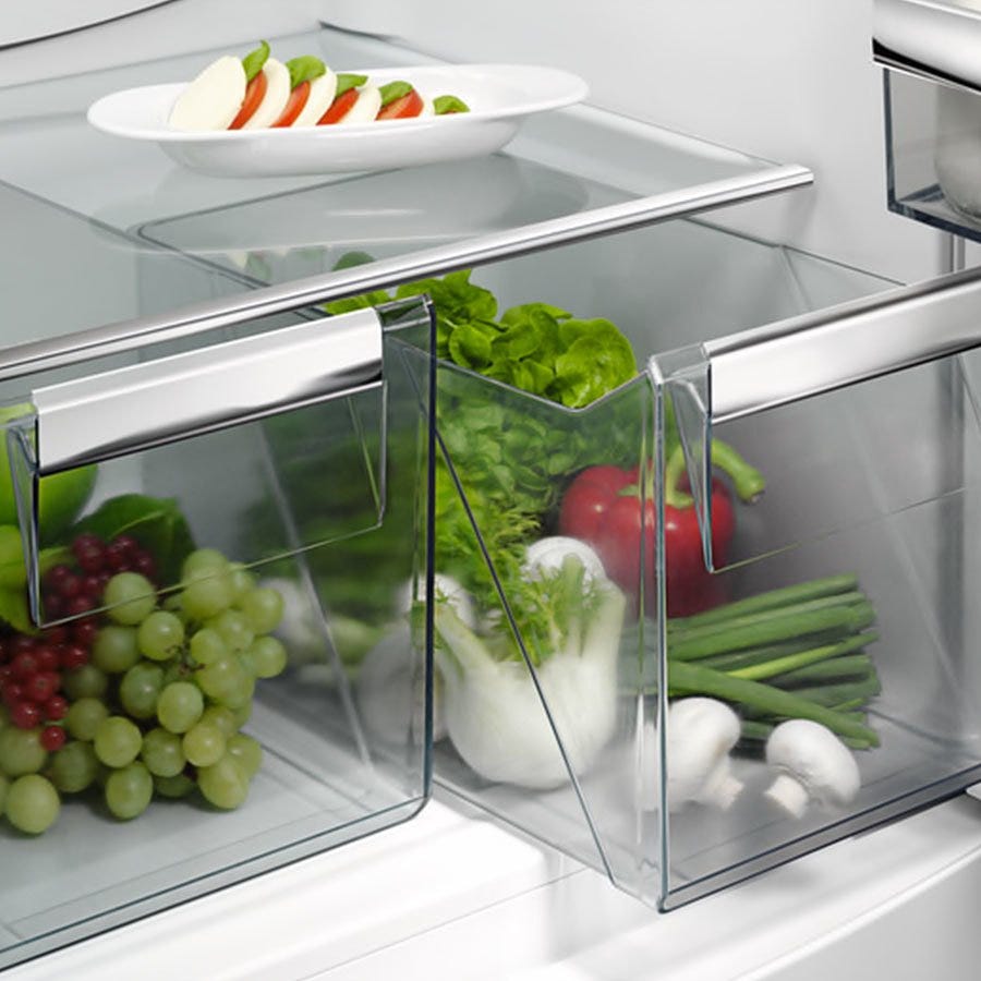 AEG SCE81811FS Frigorifero da incasso combinato 264 L, LowFrost, DynamicAir, display touch, classe energetica A+