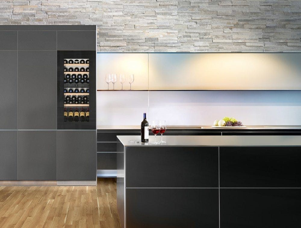 Liebherr EWTgb 2383 Vinidor Cantina vino da incasso cm. 60 h. 123 - 51 bottiglie - vetro nero