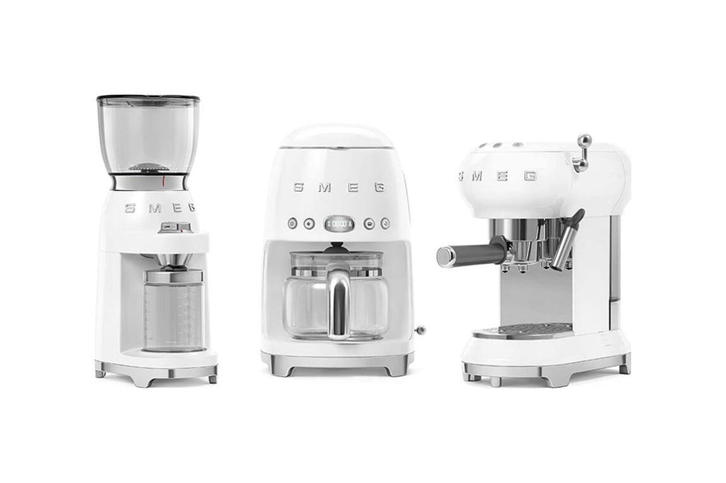 Smeg Selection DCF02WHEU 50's Style Macchina da Caffè Filtro - bianco Lucido