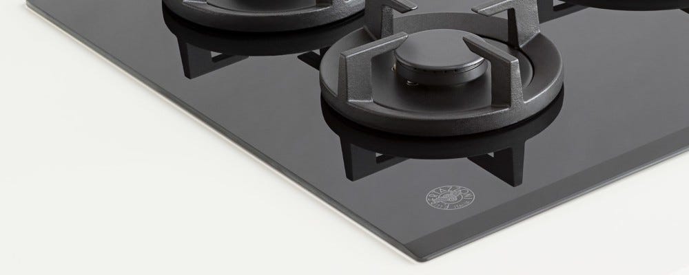 Bertazzoni P604LPROGNE Professional Piano cottura a gas 60 cm, 4 fuochi, bruciatore Wok 4 kW, vetro temperato nero