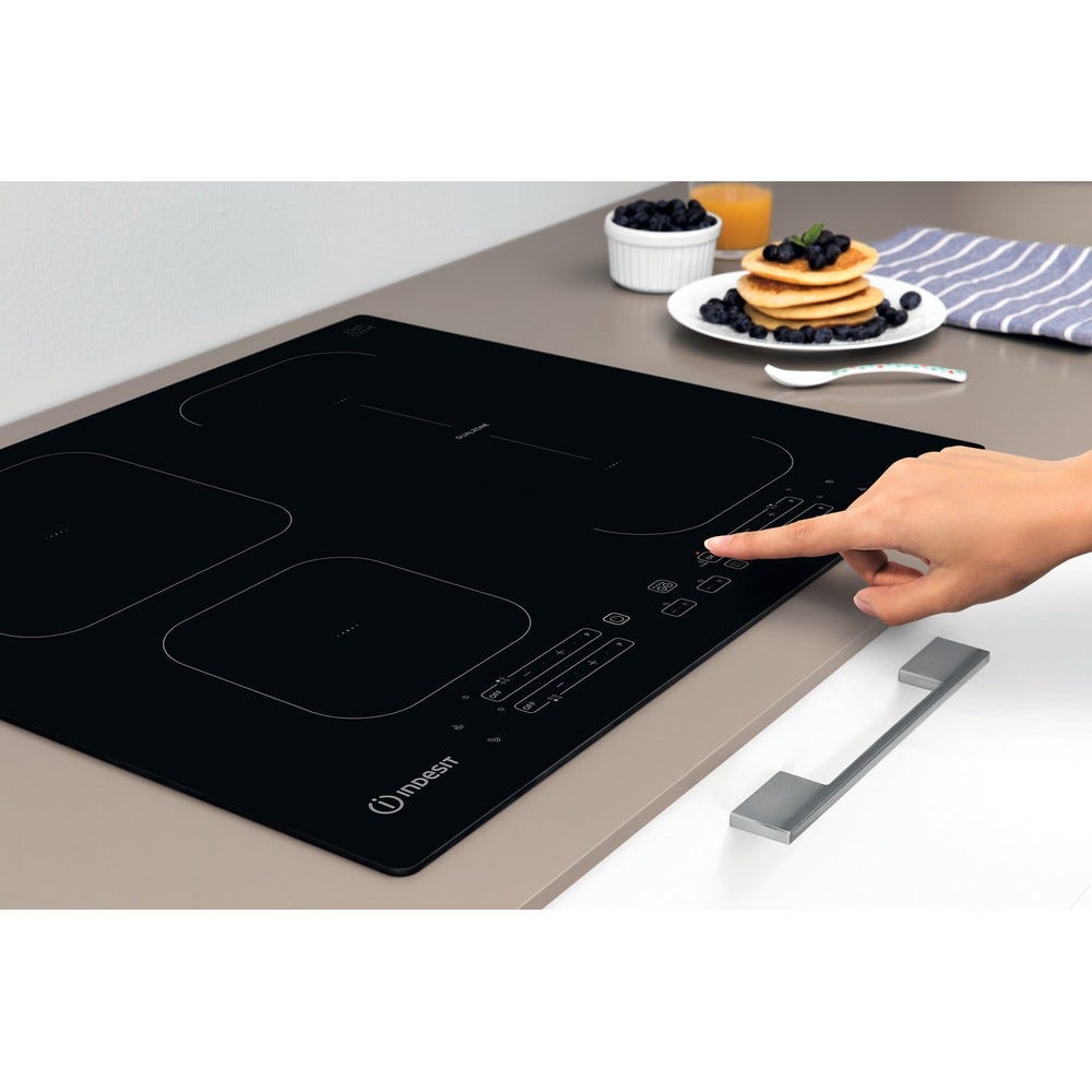 Indesit IB 65B60 NE Piano cottura a induzione cm. 59 - vetroceramica nero
