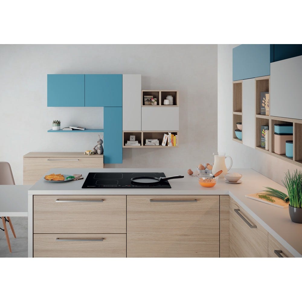 Indesit IB 65B60 NE Piano cottura a induzione cm. 59 - vetroceramica nero