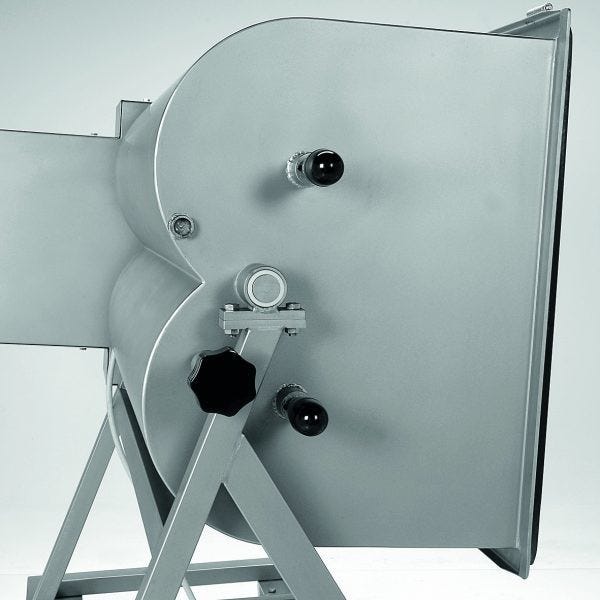 Fama FIC30MC Lavorazione Carne Impastatrice per carne 30 kg - monopala completa di carrello