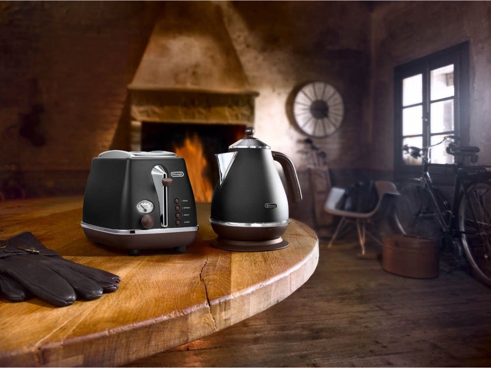 De Longhi KBOV2001 BK Icona Vintage Bollitore elettrico da 1,7 l - nero