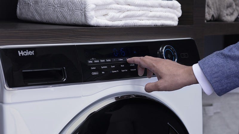 Haier HW80B14979 I-Pro Series 7 Lavatrice slim cm. 60 - profondità cm. 46 - capacità 8 kg - bianco