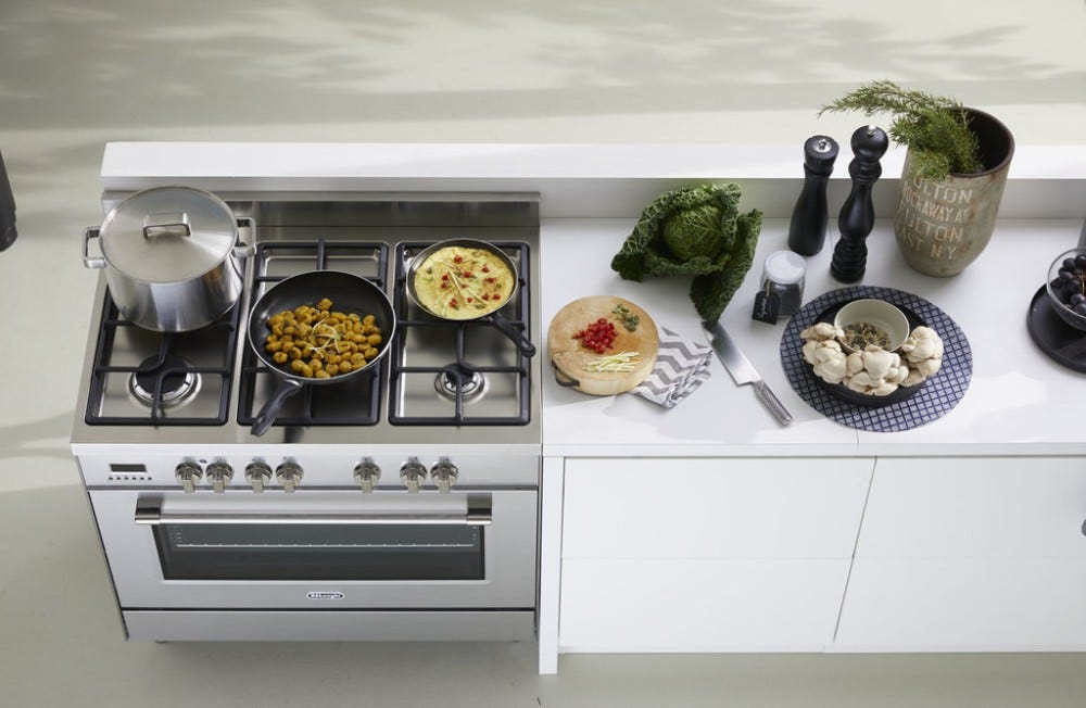 De Longhi PRO96MRED Professional Cucina da accosto cm 90 - 5 fuochi + 1 forno elettrico - scaldavivande - bordeaux