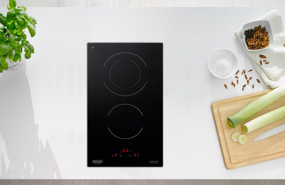 De Longhi PVC31N Piano cottura a piastra radiante cm 30 - vetroceramica nero