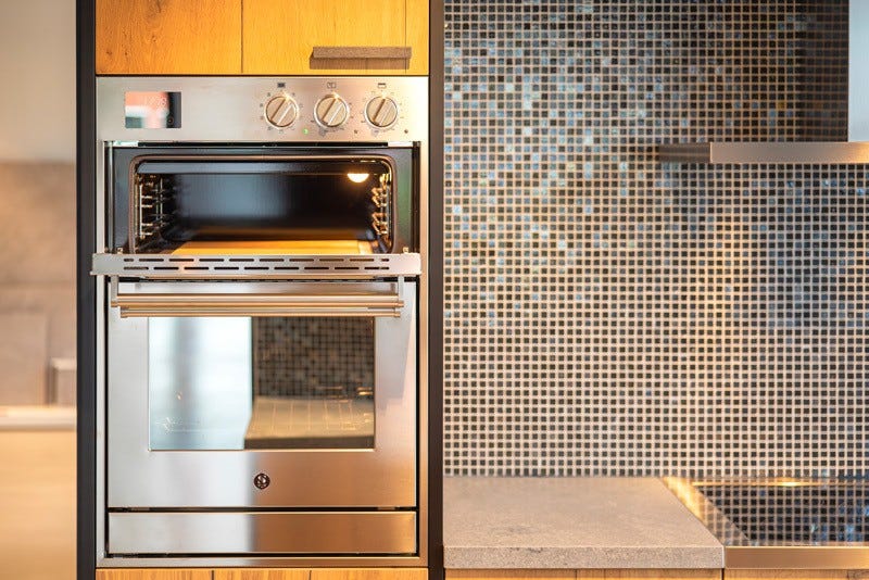 Steel Enfasi EQFFE6 Design40 Doppio forno da incasso 60x90 cm, 9 funzioni + forno pizza a pietra refrattaria, inox o antracite