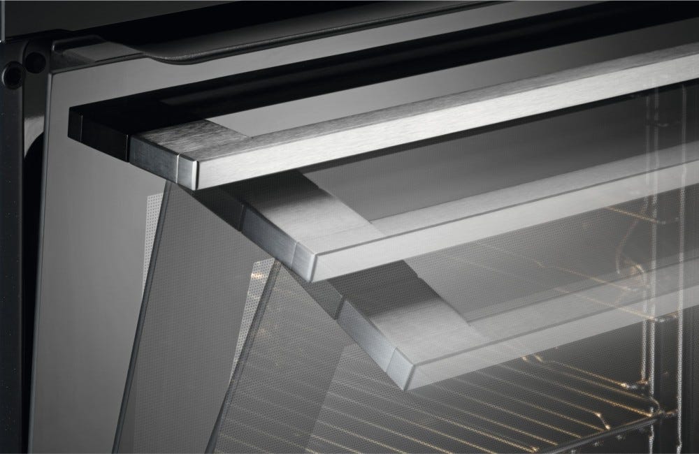 Electrolux EOB8S39WZ SteamBoost 800 Forno combinato a vapore cm. 60 - nero