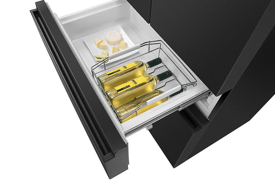 Hisense RF540N4SBF2 PureFlat Frigocongelatore a libera installazione 480 lt. cm. 79 h 182 - nero