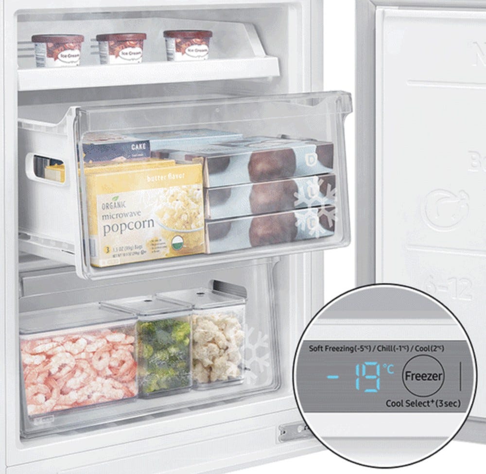 Samsung BRB26715CWW Frigorifero con congelatore da incasso cm. 54 h. 177 - lt. 264