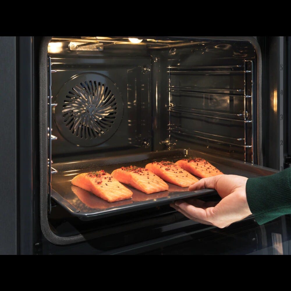 Electrolux LOB7S01X SteamBoost 800 Forno combinato a vapore cm. 60 - inox