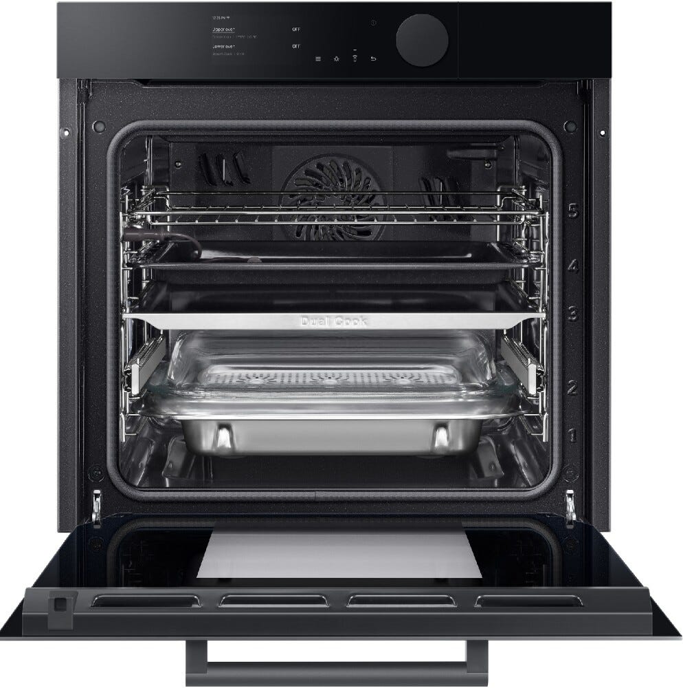 Samsung NV75T8979RK Infinite Line Forno incasso a vapore, Dual Cook, 75 litri, Wi-Fi, pulizia pirolitica, classe A+, nero lucido