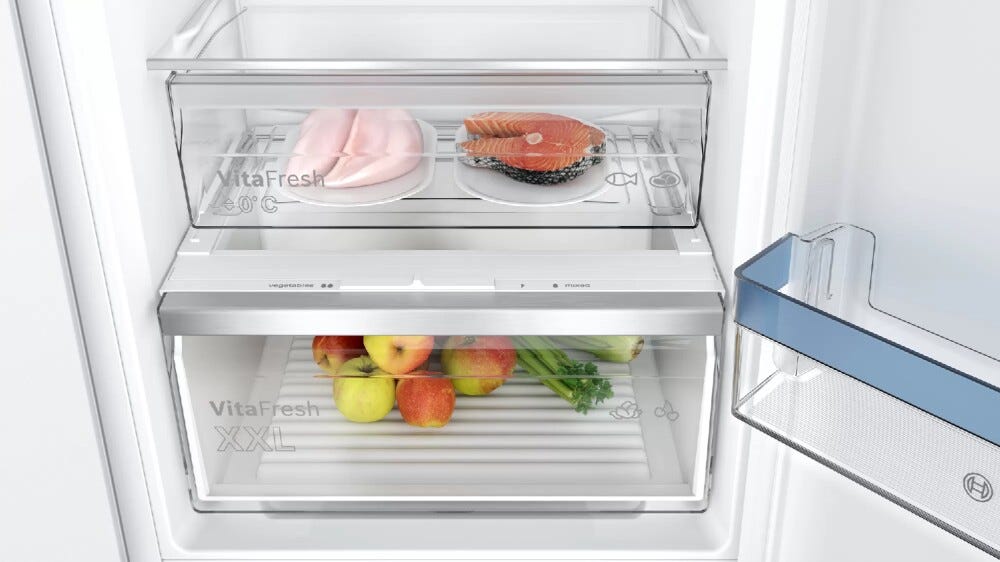 Bosch KIN86VSE0 4 Frigorifero combinato da incasso Bosch KIN86VSE0 Serie 4, 260 litri, NoFrost, VitaFresh XXL, classe E, h 177 cm