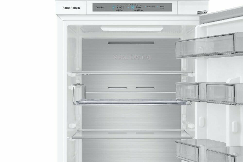 Samsung BRB26705DWW/EF F1RST™ Frigorifero con congelatore da incasso cm. 54 h. 177 - lt. 264