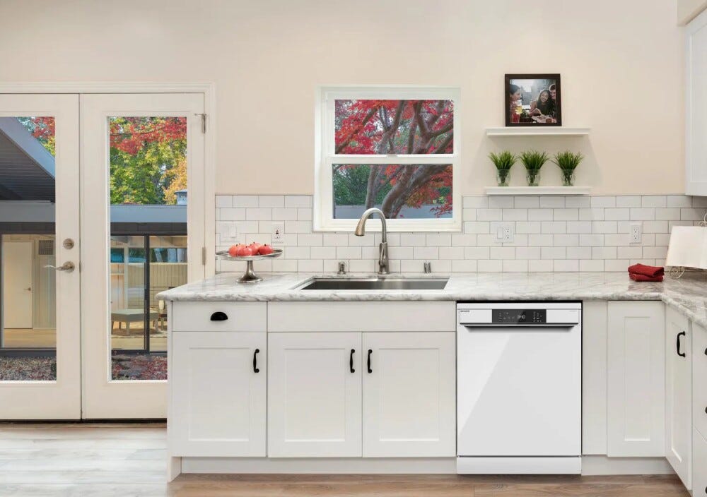 Sharp QW-NA1BF47EW Lavastoviglie a libera installazione cm. 60 - 13 coperti - bianco