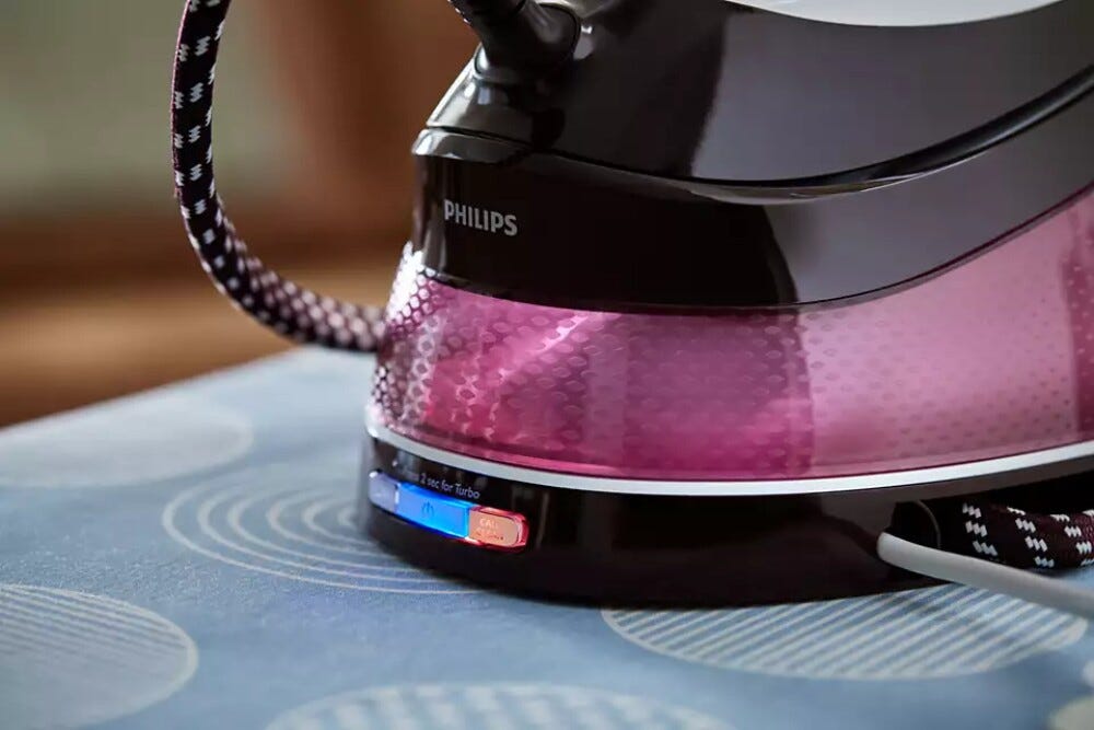 Philips GC7842 PerfectCare Compact Ferro da stiro con caldaia a vapore - bianco / fucsia