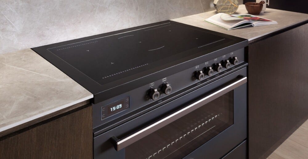 Bertazzoni PRO95I1ECAT Professional Cucina da accosto 90 cm, 5 zone a induzione con 2 zone flex e forno elettrico 103 L, carbonio