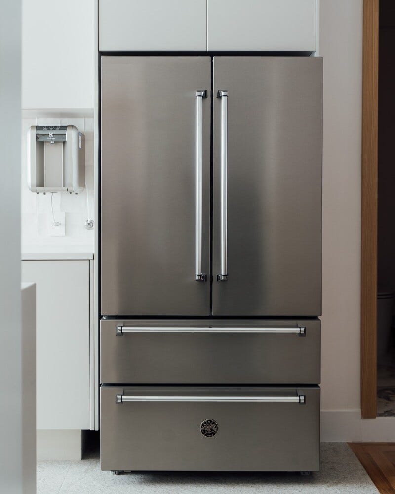 Bertazzoni REF904FFNXTC Professional Frigorifero con congelatore French Door Total No Frost, 636 L, Ice Maker automatico - inox