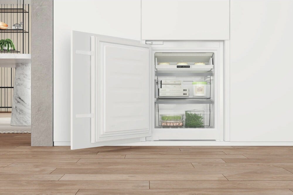 Whirlpool WHC20 T573 P Frigorifero con congelatore da incasso cm. 54 h. 194 - lt. 280 - bianco