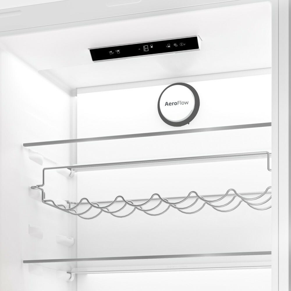 Beko BCNE400E40SN Frigorifero con congelatore da incasso cm. 69 h. 193 - lt. 370 - bianco