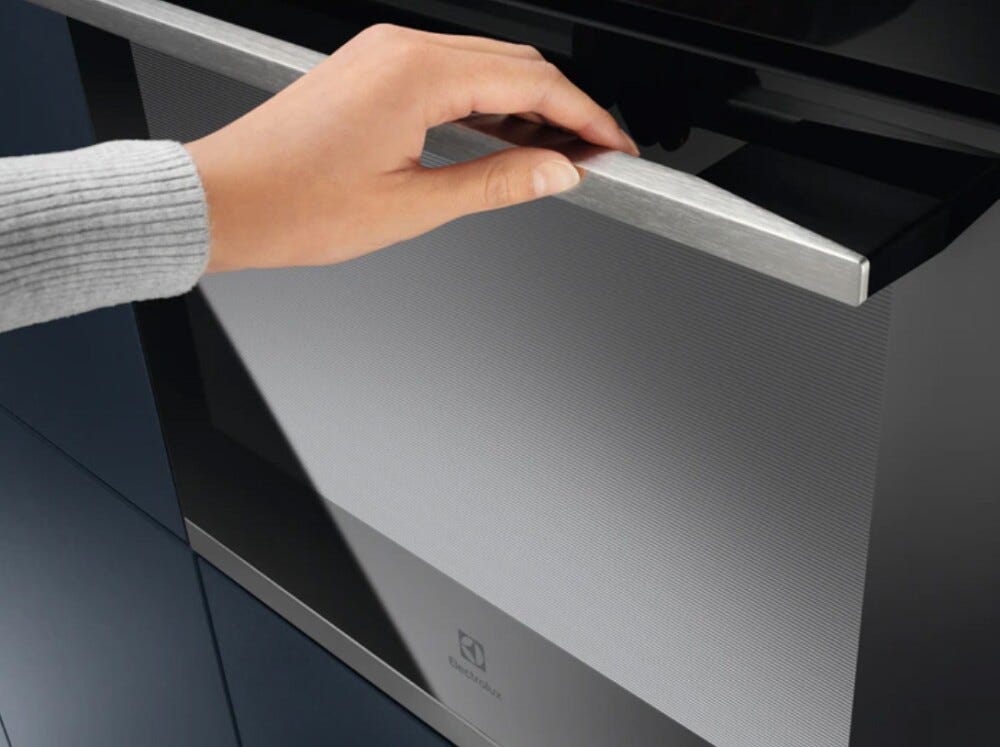 Electrolux KOCBH39X Serie 700 Forno elettrico cm. 60 - nero