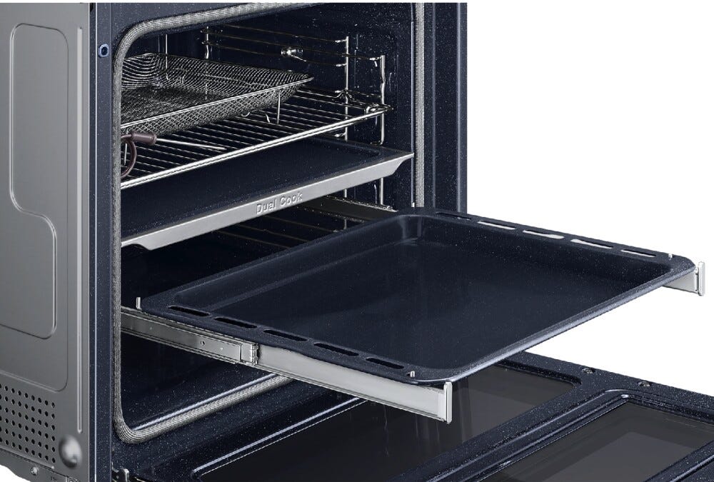 Samsung NV7B6795JAK Forno elettrico pirolitico cm. 60 - vetro nero