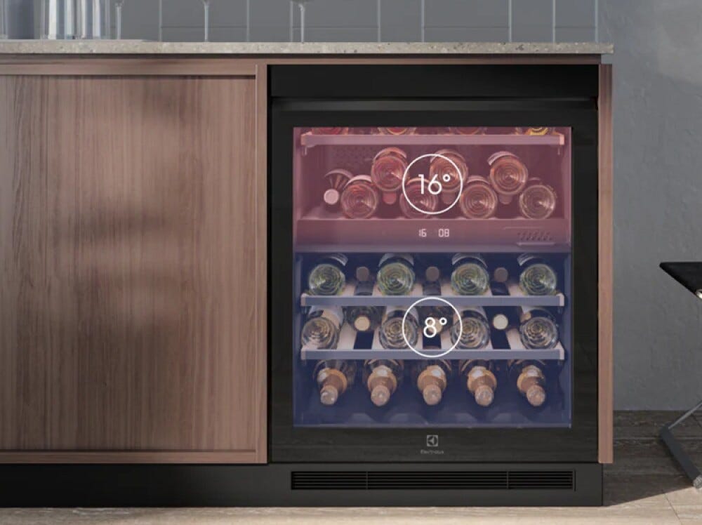 Electrolux EWUD040B8B 800 Cantina vino incasso cm. 60 - 40 bottiglie - nero