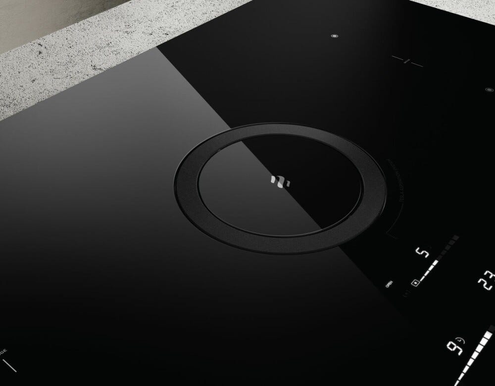 Elica NIKOLATESLA SWITCH GLOW BL/F/83 Piano cottura induzione con cappa filtrante integrata cm. 83 - vetro nero