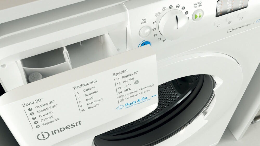 Indesit BWSA 7125X WV IT Lavatrice slim cm. 60 - profondità cm. 44 - capacità 7 kg - bianco