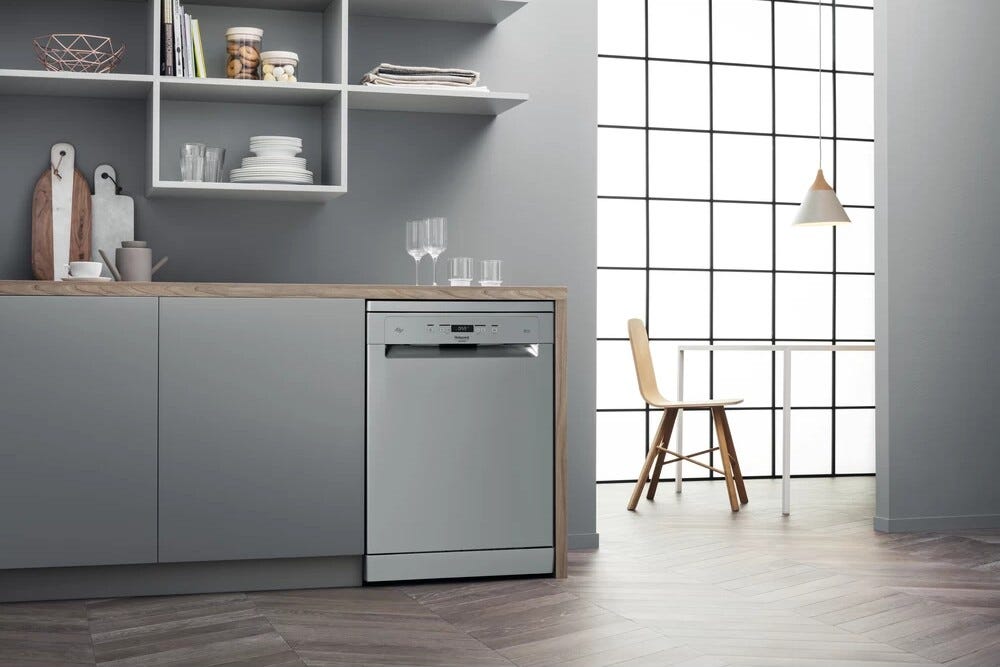 Hotpoint Ariston HFC 3C41 CW X Lavastoviglie a libera installazione cm. 60 - 14 coperti - inox