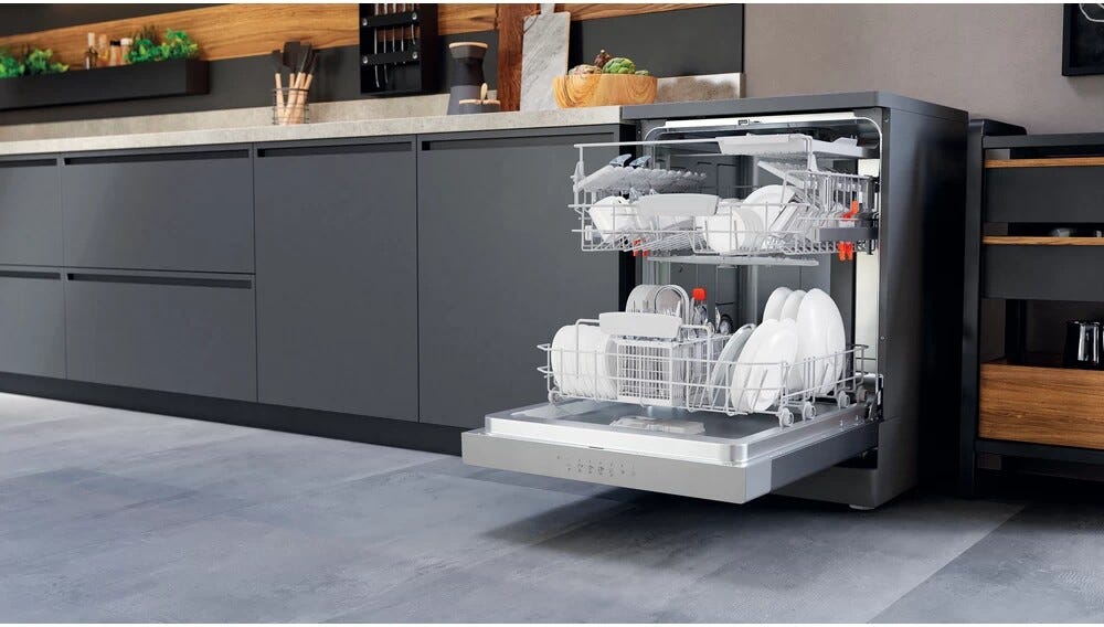 Hotpoint Ariston HFC 3C41 CW X Lavastoviglie a libera installazione cm. 60 - 14 coperti - inox
