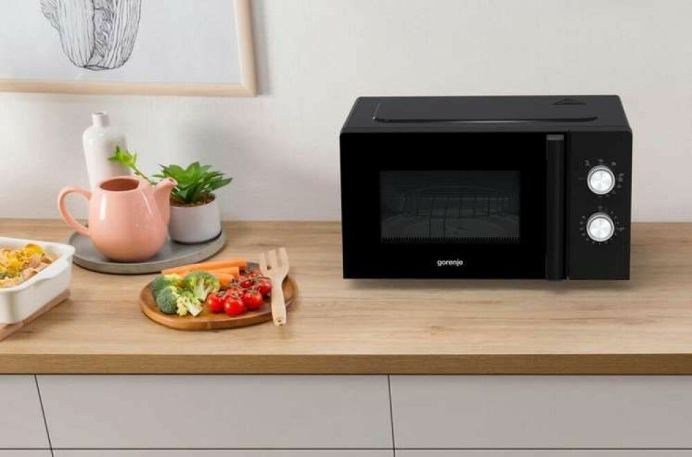 Gorenje MO20E2BH Forno a microonde cm. 46 - nero