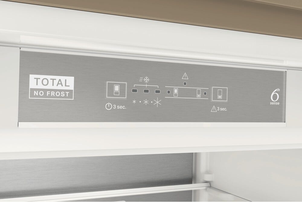 Whirlpool WH SP70 T121 Frigorifero con congelatore da incasso cm. 69 h 194 - lt. 394