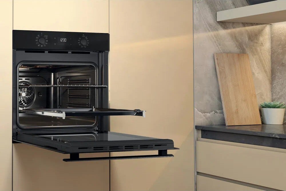 Whirlpool OMR58CU1B Forno elettrico cm. 60 - nero