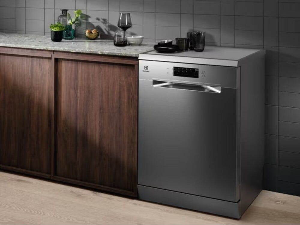 Electrolux ESM48200SX Serie 300 Lavastoviglie a libera installazione cm. 60 - 14 coperti - inox