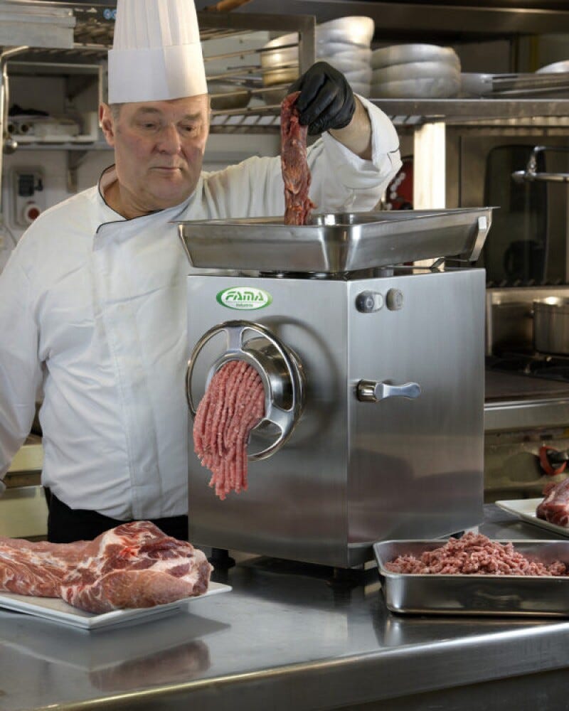 Fama FTI138RP Tritacarne trifase, gruppo inox, bocca Ø76 mm, 600 kg/h, ingranaggi a bagno d’olio