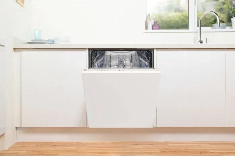 Indesit D2I HL326 S Lavastoviglie integrata totale cm. 60 - 14 coperti