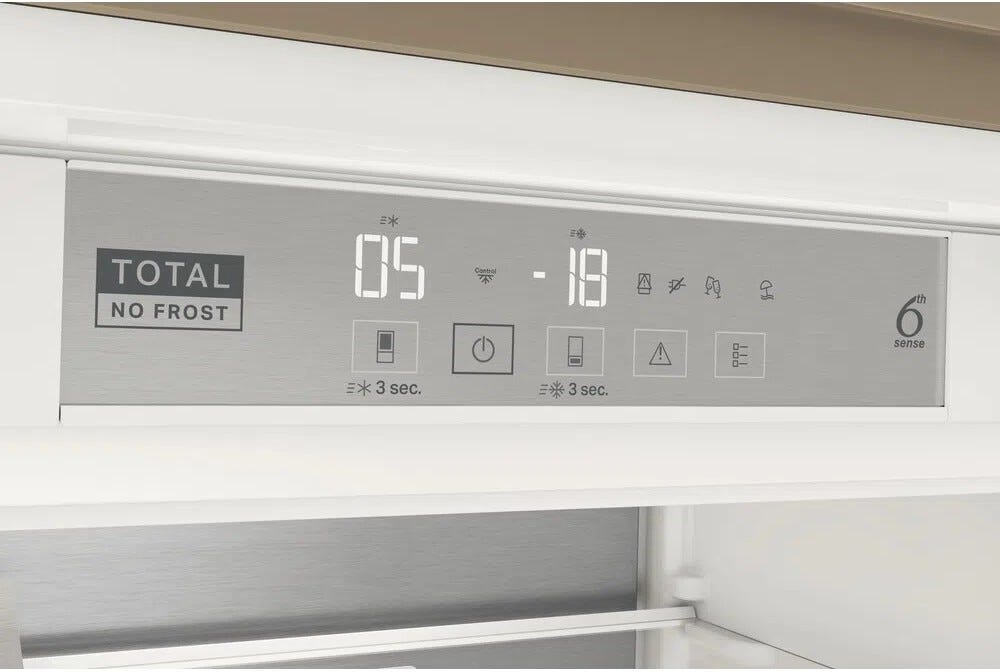 Whirlpool WH SP70 T241 P Frigorifero con congelatore da incasso cm. 69 h 194 - lt. 394