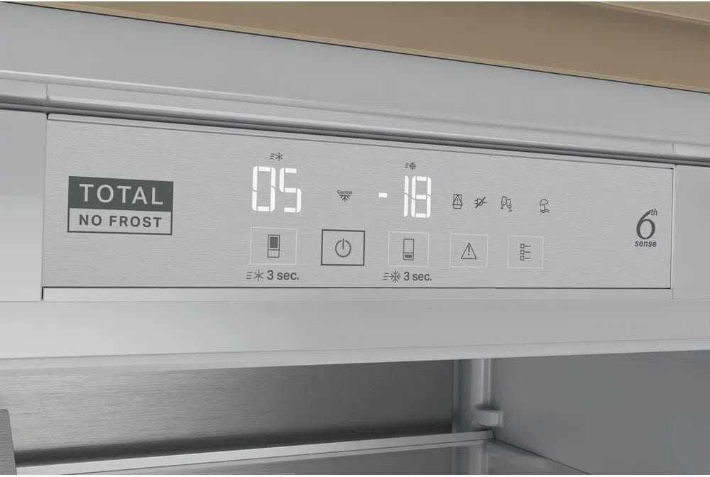 Whirlpool WH SP70 T262 P Frigorifero con congelatore da incasso cm. 69 h 194 - lt. 394
