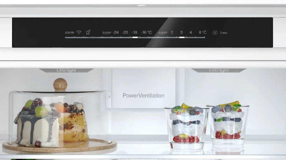 Siemens KB96NADD0 IQ500 Frigorifero con congelatore da incasso cm. 71 h 194 - lt. 382