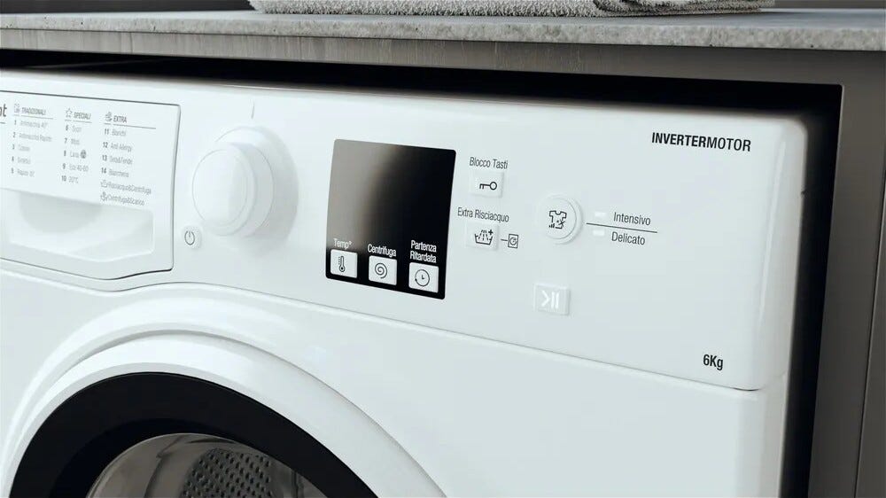 Hotpoint Ariston RSSF 624 W IT N Lavatrice cm. 60 - capacità 6 kg - bianco