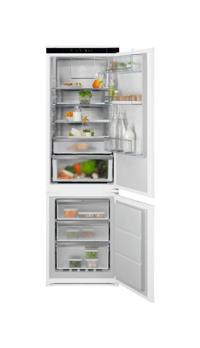 Electrolux KNP7MD18S 700 Frigorifero con congelatore da incasso - cm. 55 h. 177 - lt. 248