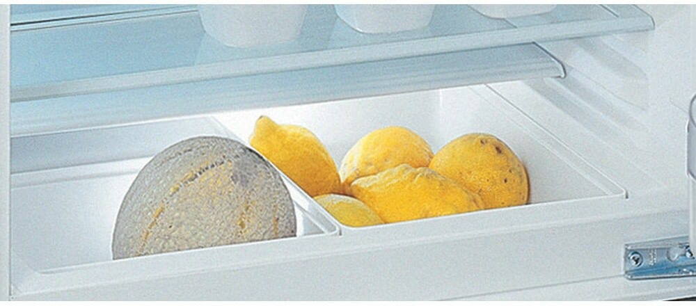 Whirlpool WBUL021 Frigorifero da incasso cm. 60 h. 89 - lt. 144