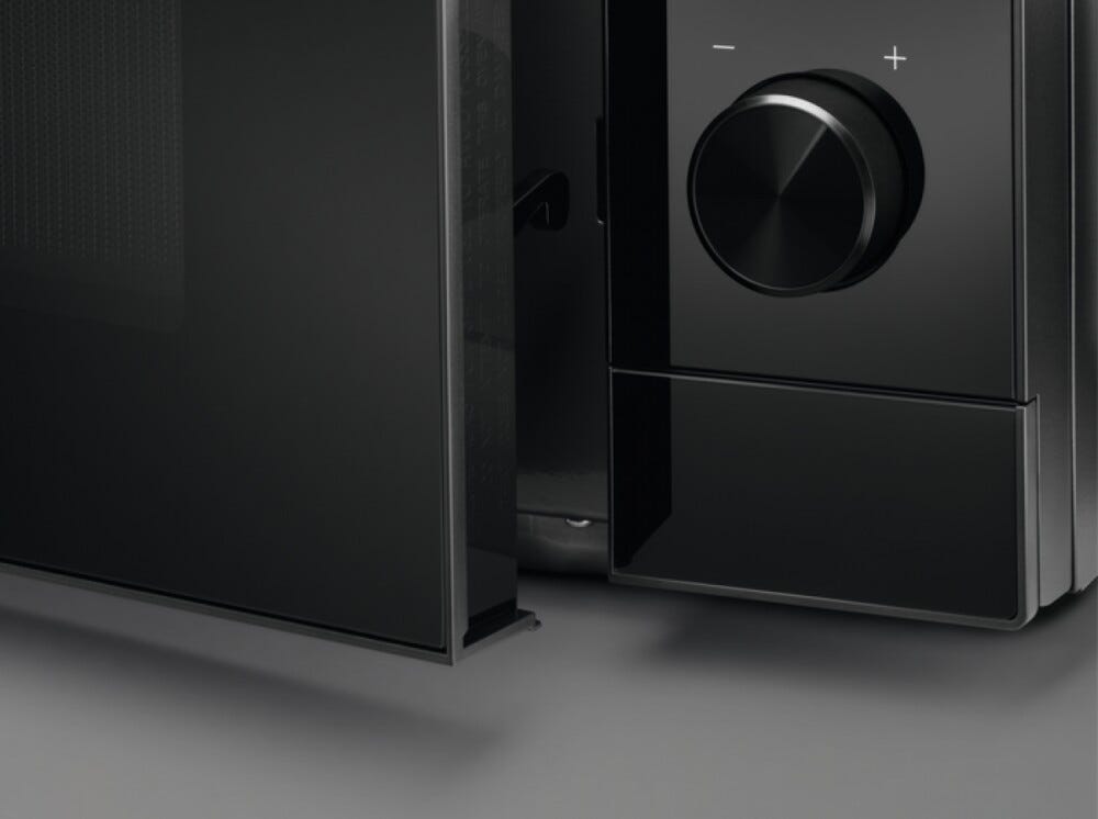 AEG MFB295DB Serie 8000 AutoSteam Forno microonde a libera installazione cm. 50 - nero