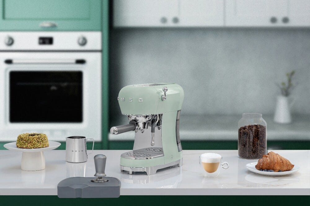 Smeg Selection ECF02PGEU 50's Style Macchina da caffè espresso manuale - verde pastello lucido