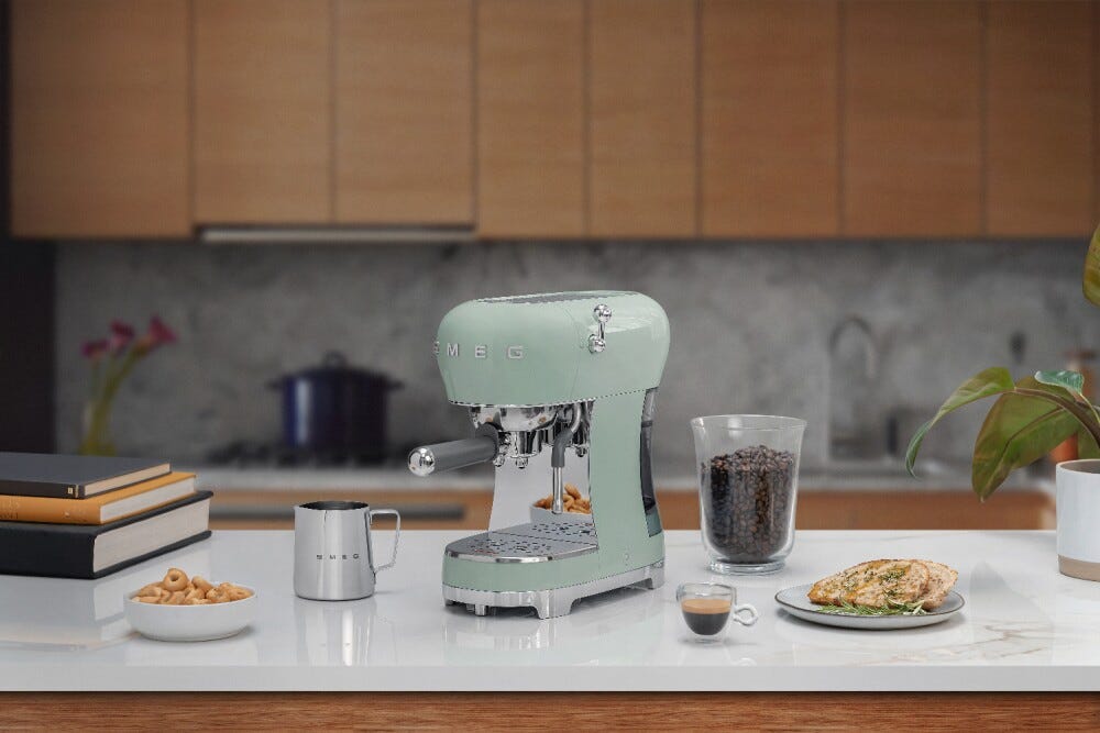 Smeg Selection ECF02PGEU 50's Style Macchina da caffè espresso manuale - verde pastello lucido