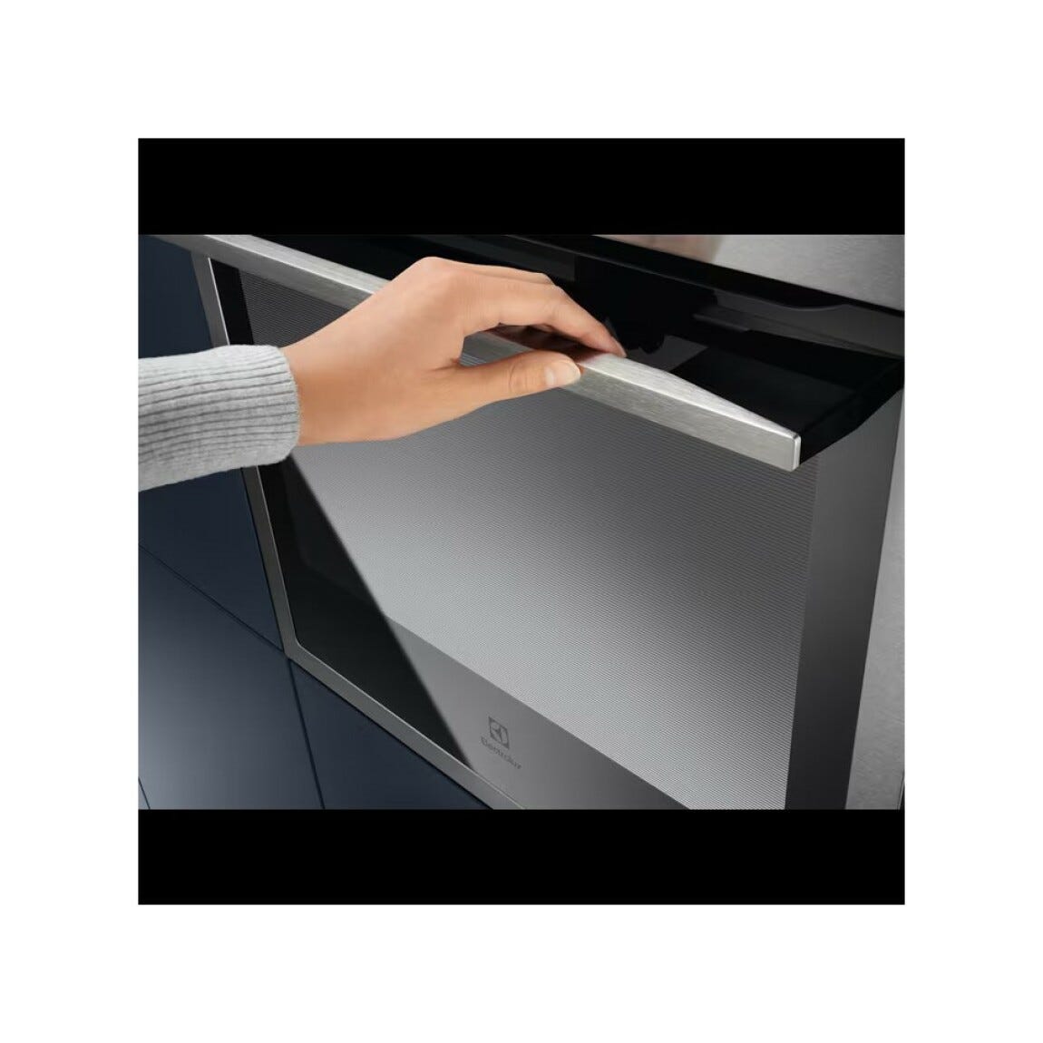 Electrolux KOIGH04X 300 Forno elettrico 72 L, Convezione 300, AquaClean, Display LED, classe A+, inox antimpronta